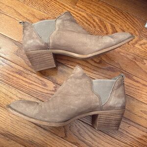 Sole Society Nancy Scalloped Ankle Booties